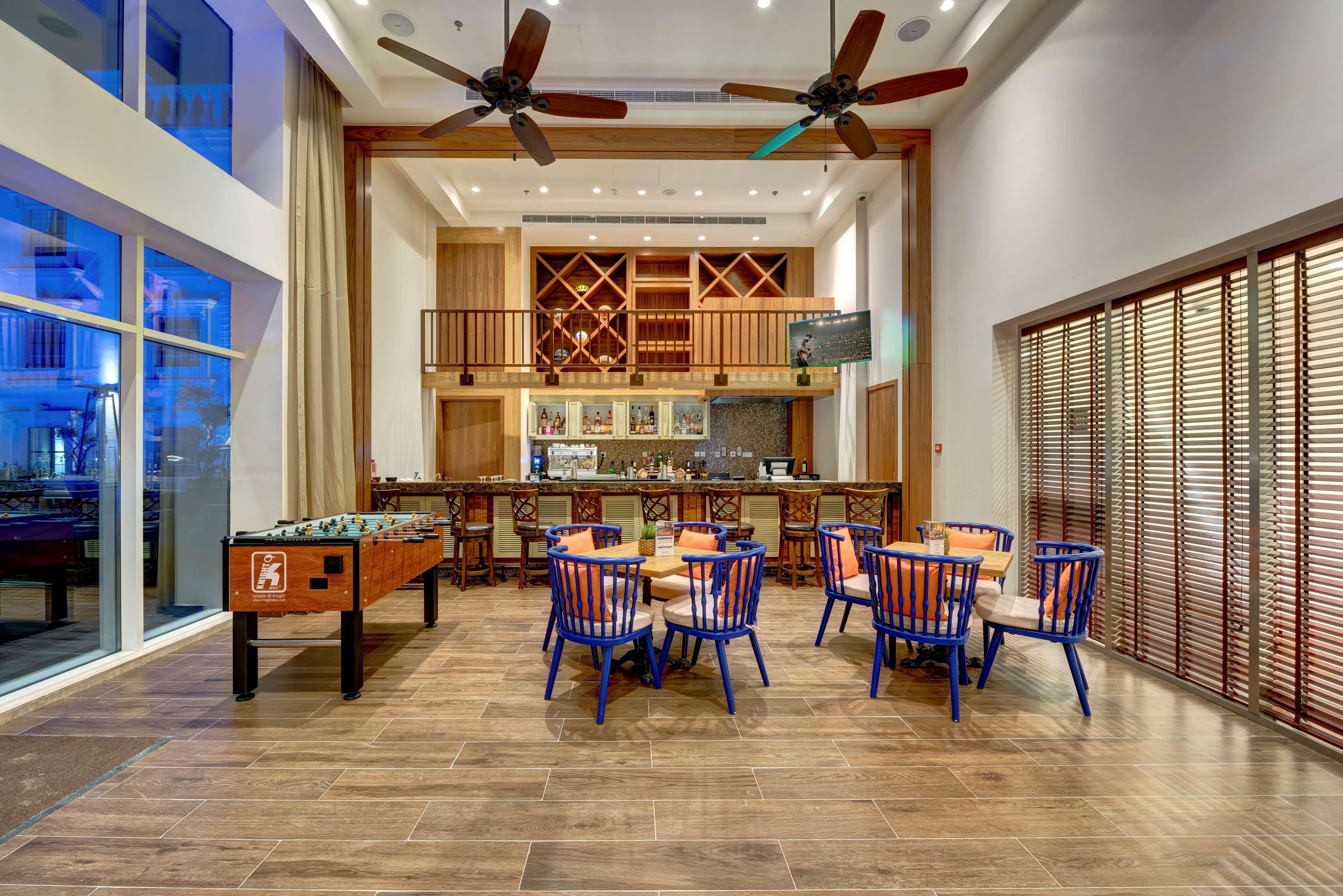 Radisson Blu Hotel, Ajman Exterior photo The Kitchen