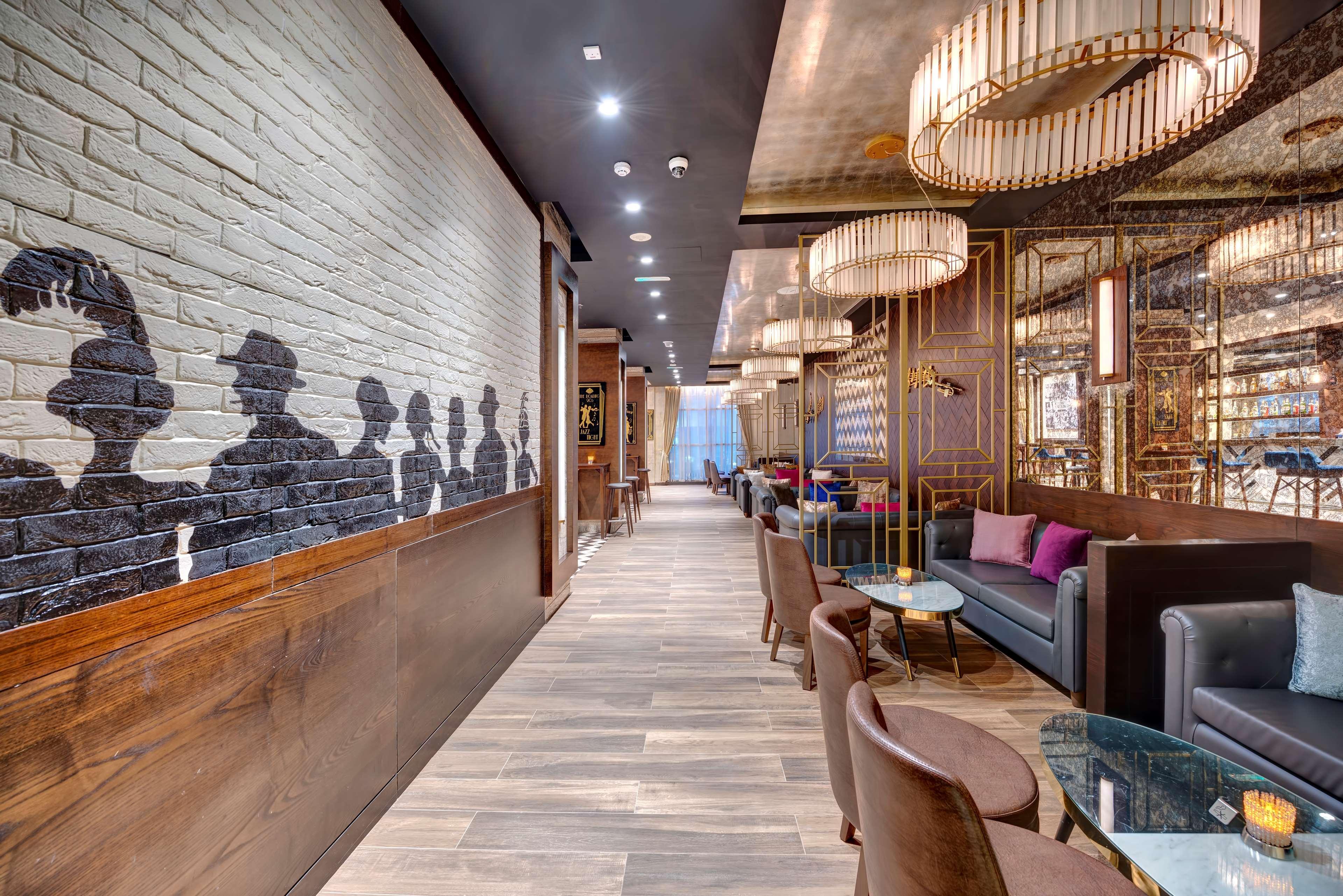 Radisson Blu Hotel, Ajman Exterior photo The interior of the lounge