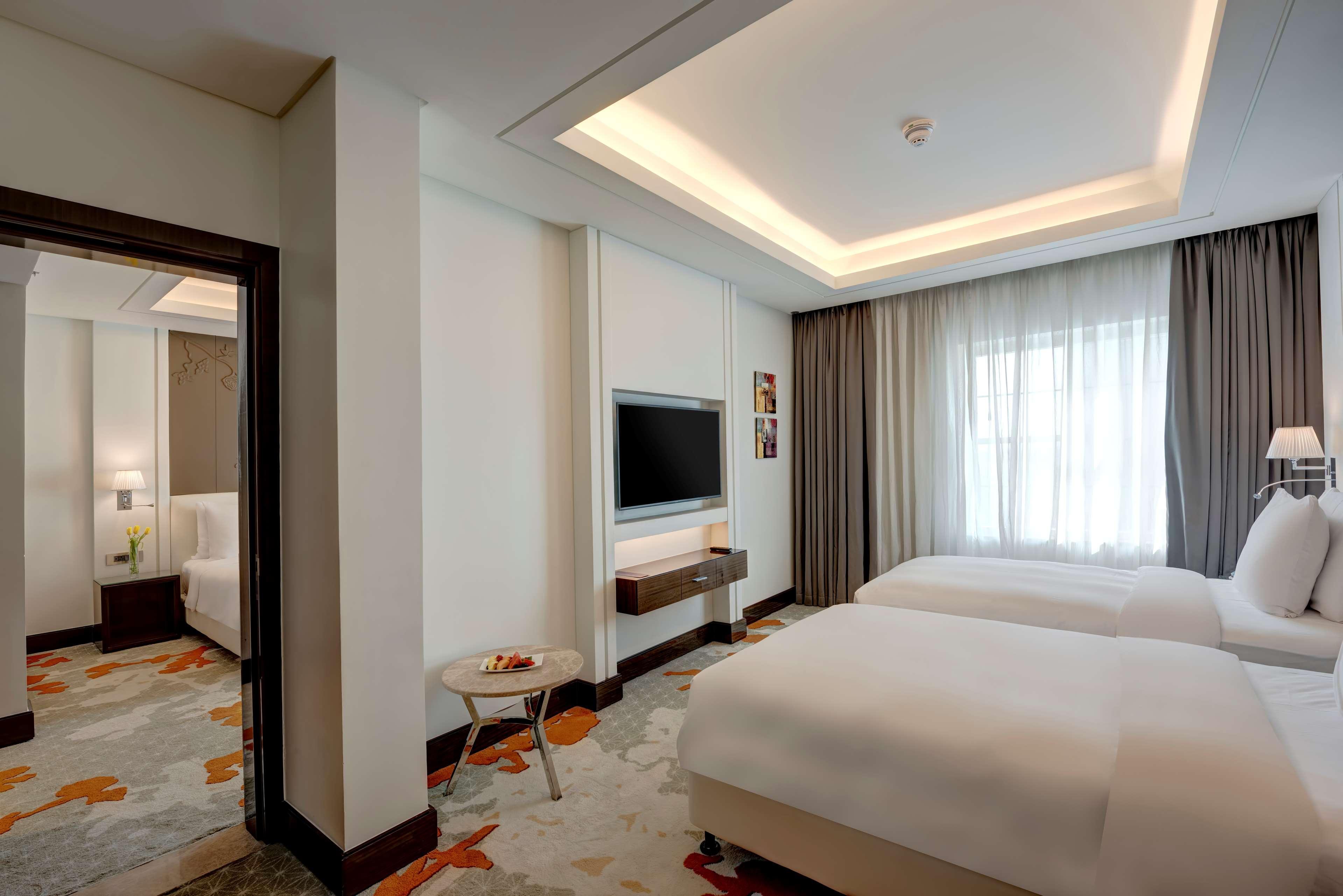 Radisson Blu Hotel, Ajman Exterior photo A bedroom at the hotel