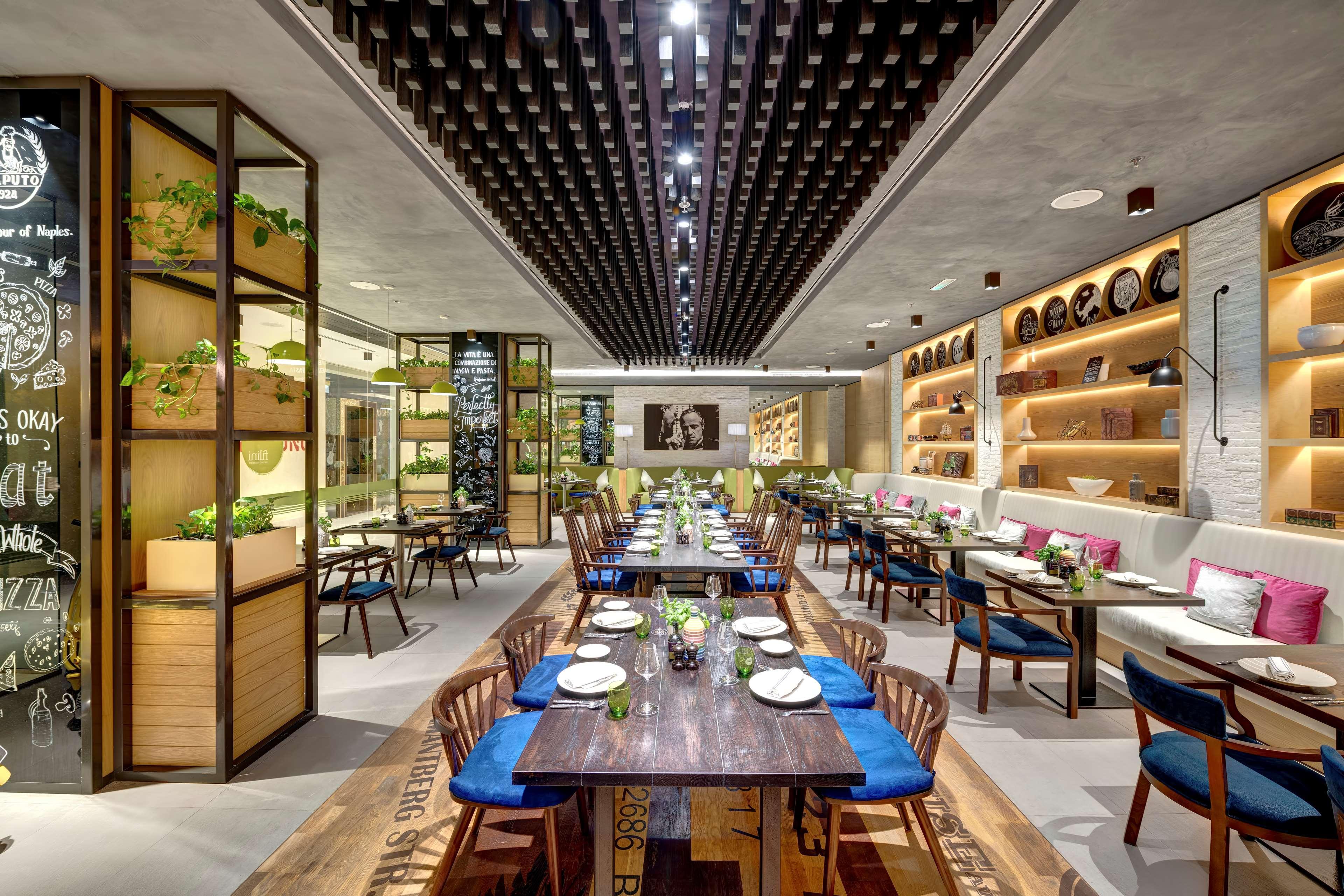 Radisson Blu Hotel, Ajman Exterior photo The restaurant